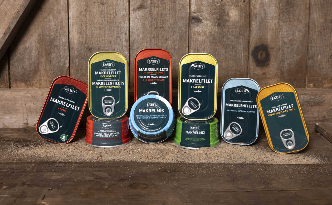 Fuldt sortiment hos Sæby Fiske industri - dåsemakreller 